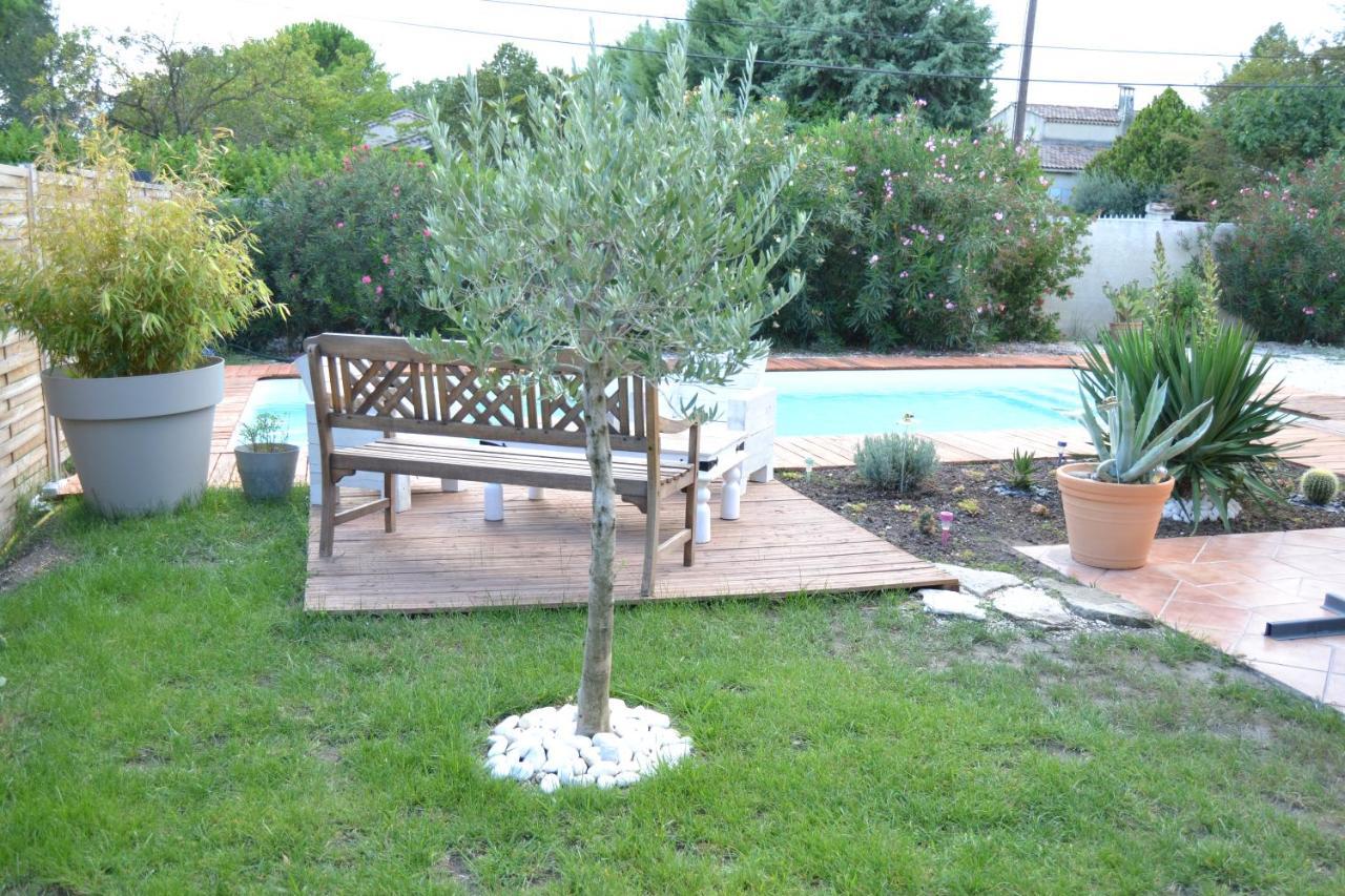 B & B "Les Charmettes" Vedene Exterior photo